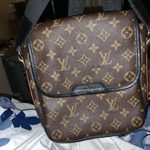 Louis Vuitton Purse